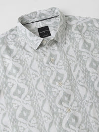 VASTRADO Men Classic Slim Fit Opaque Printed Casual Shirt