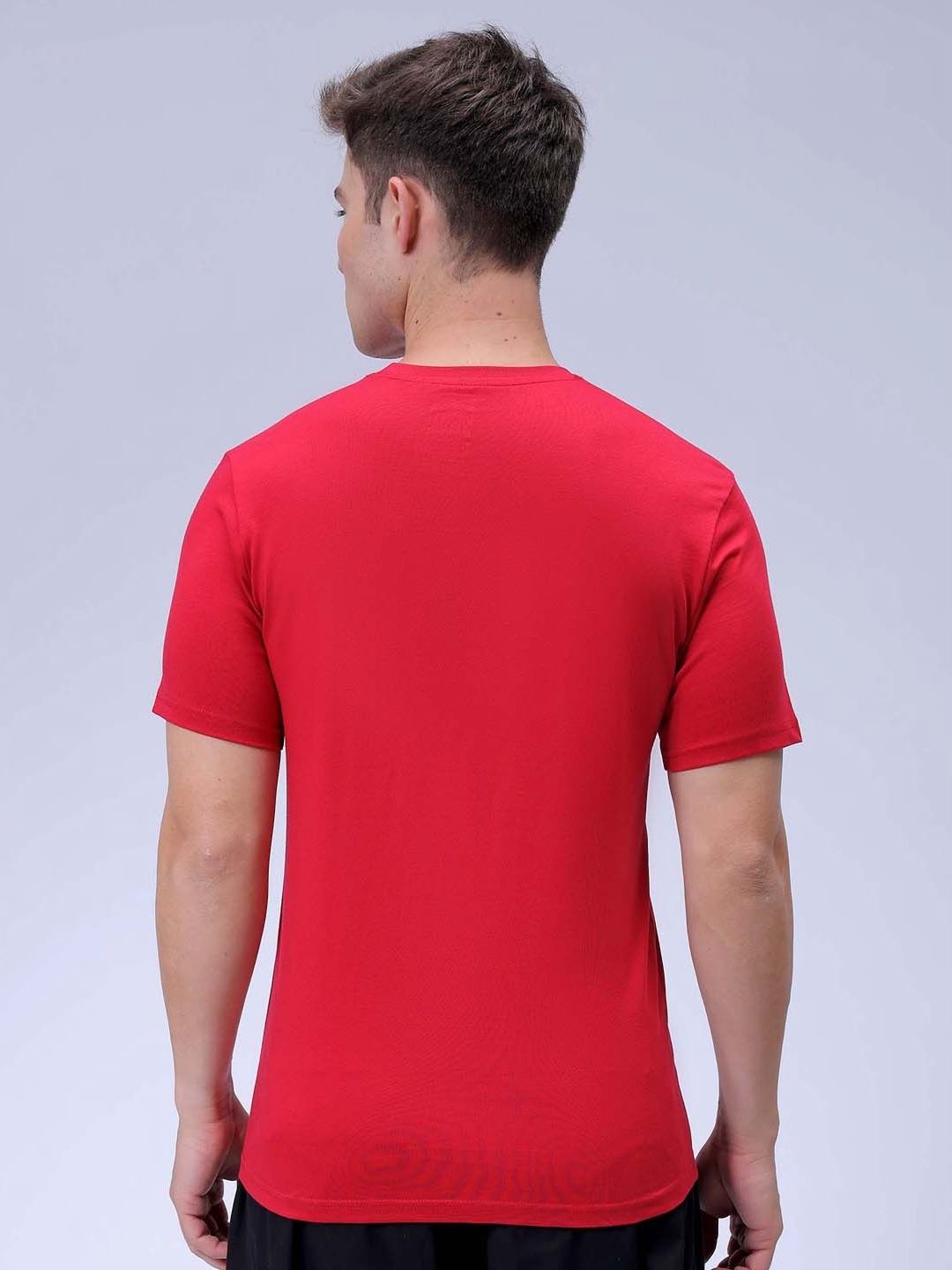 The Indian Garage Co Men Graphic Printed Pure Cotton Slim Fit T-shirt