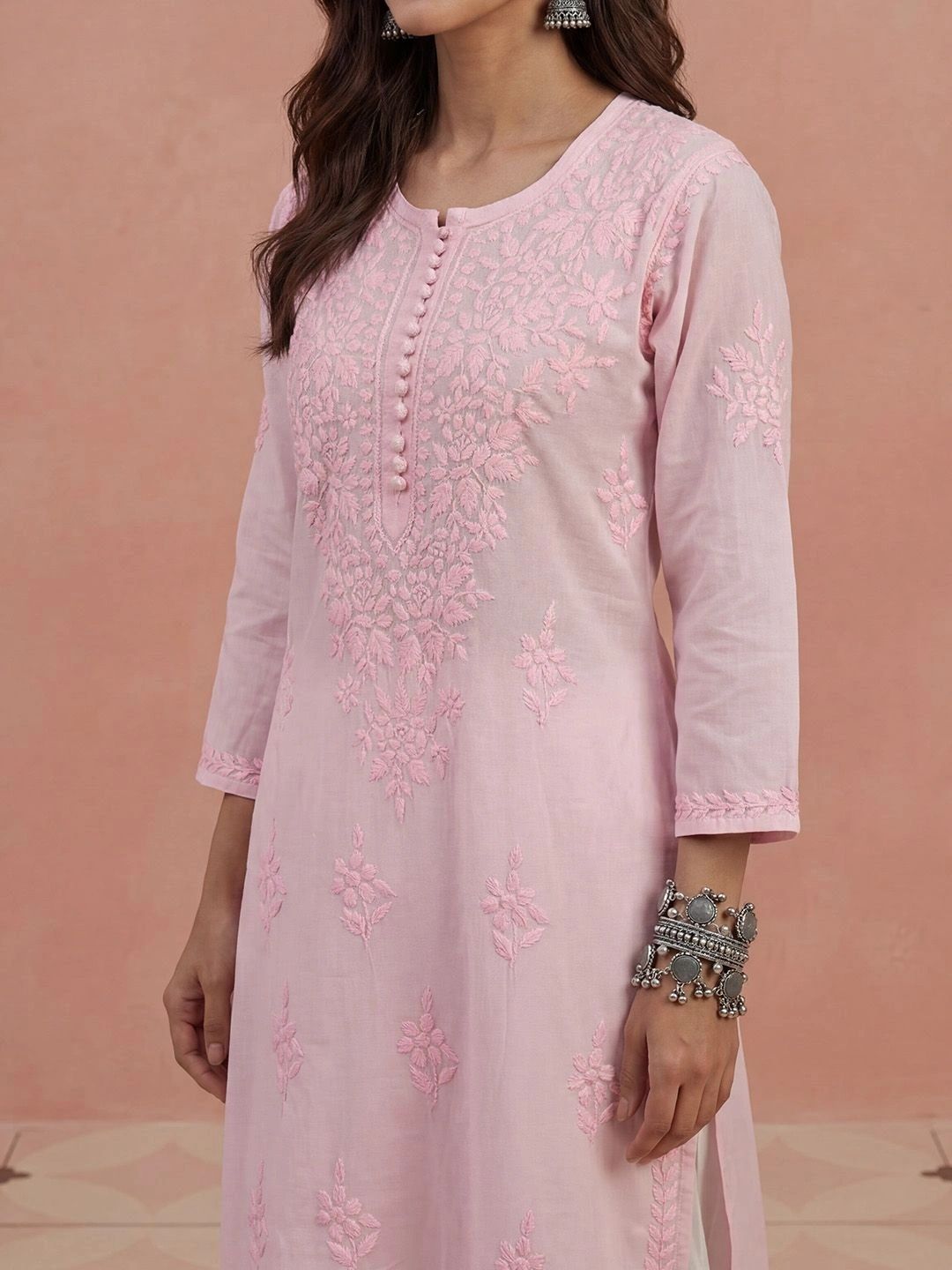 House of Chikankari Women Embroidered Chikankari Kurta