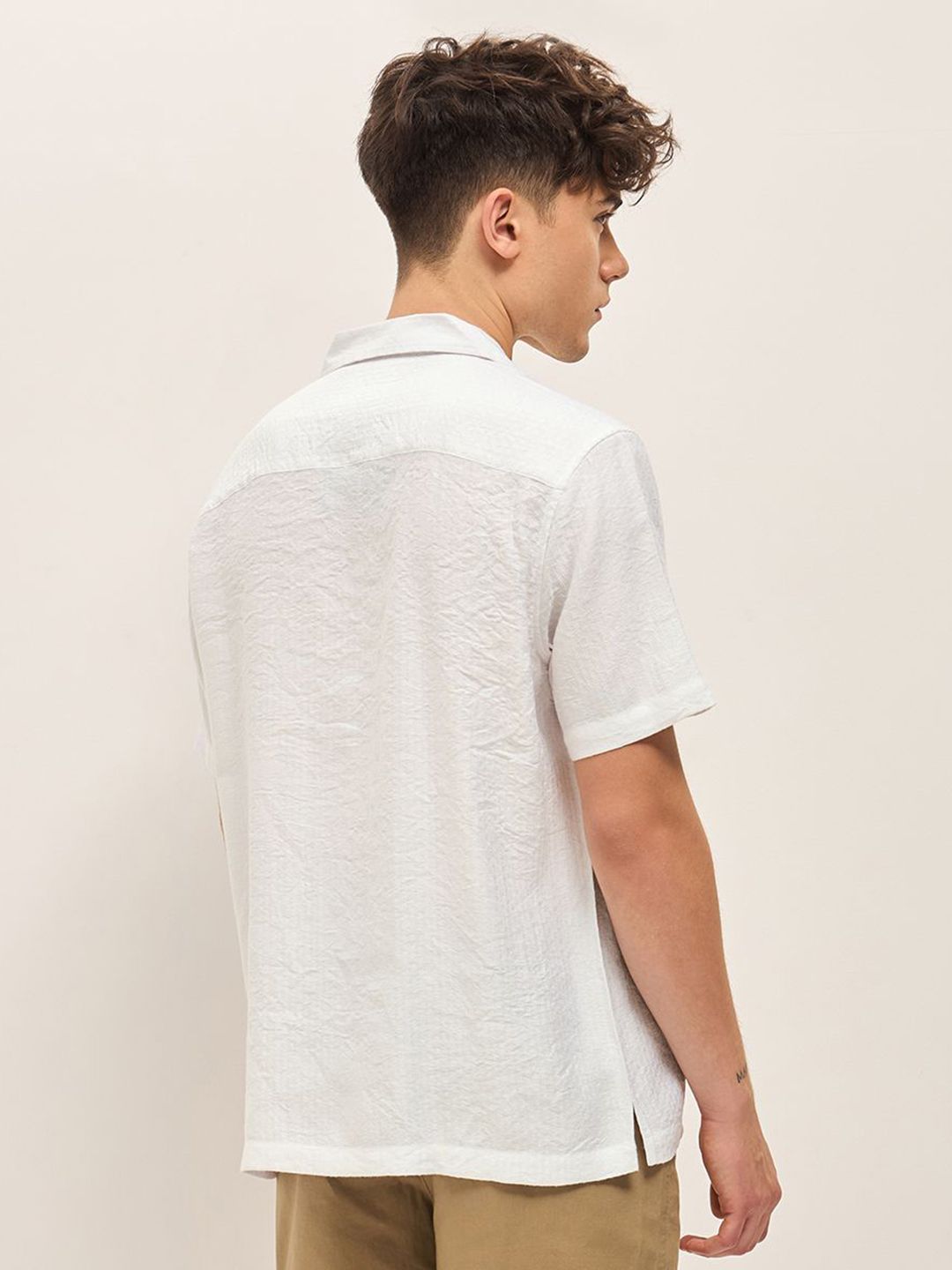 THE BEAR HOUSE Men Cuban Collar Solid Nylon Casual Shirt