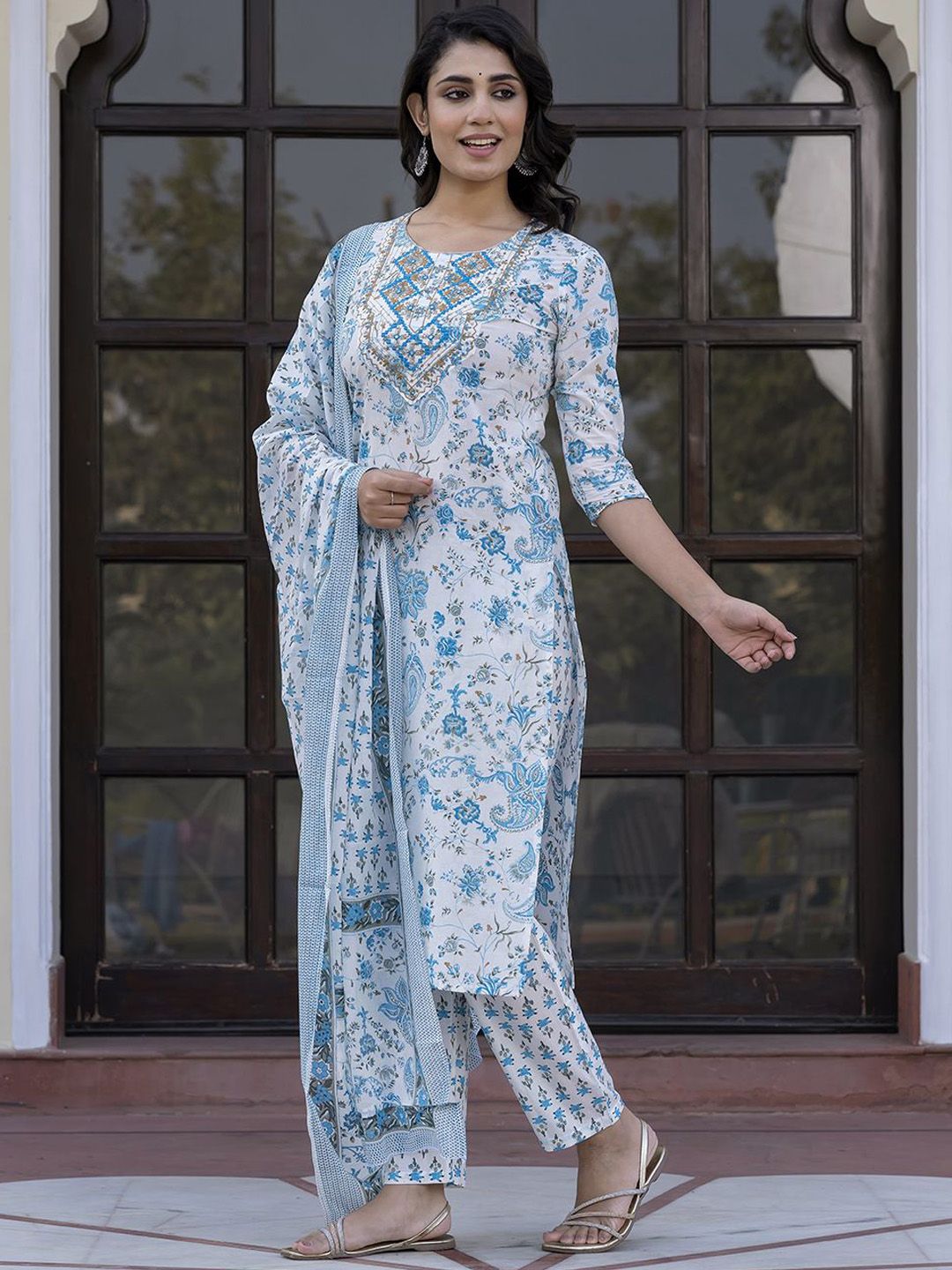Kalini Paisley Bercetak Cermin Kerja Lurus Kurta Kapas Murni Dengan Seluar & Dupatta
