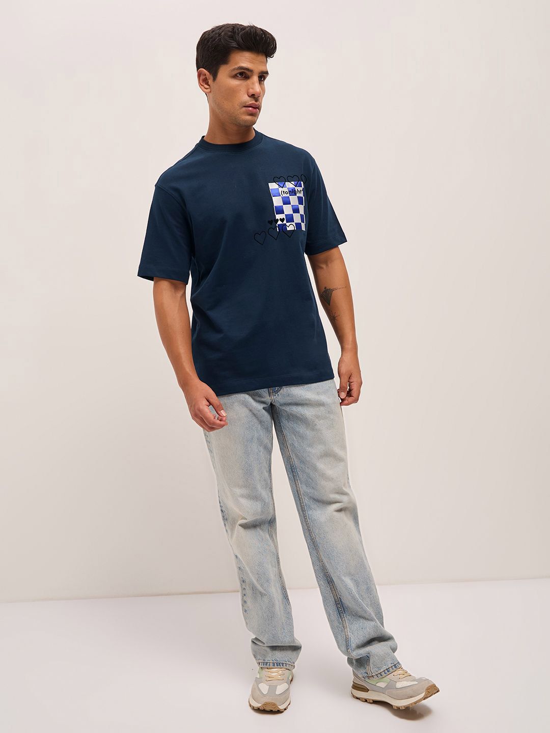 THE BEAR HOUSE Men Solid Round Neck Pure Cotton Oversized T-shirt