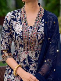 Kalini Floral Printed Thread Work Anarkali kurta dengan Palazzos & Dupatta