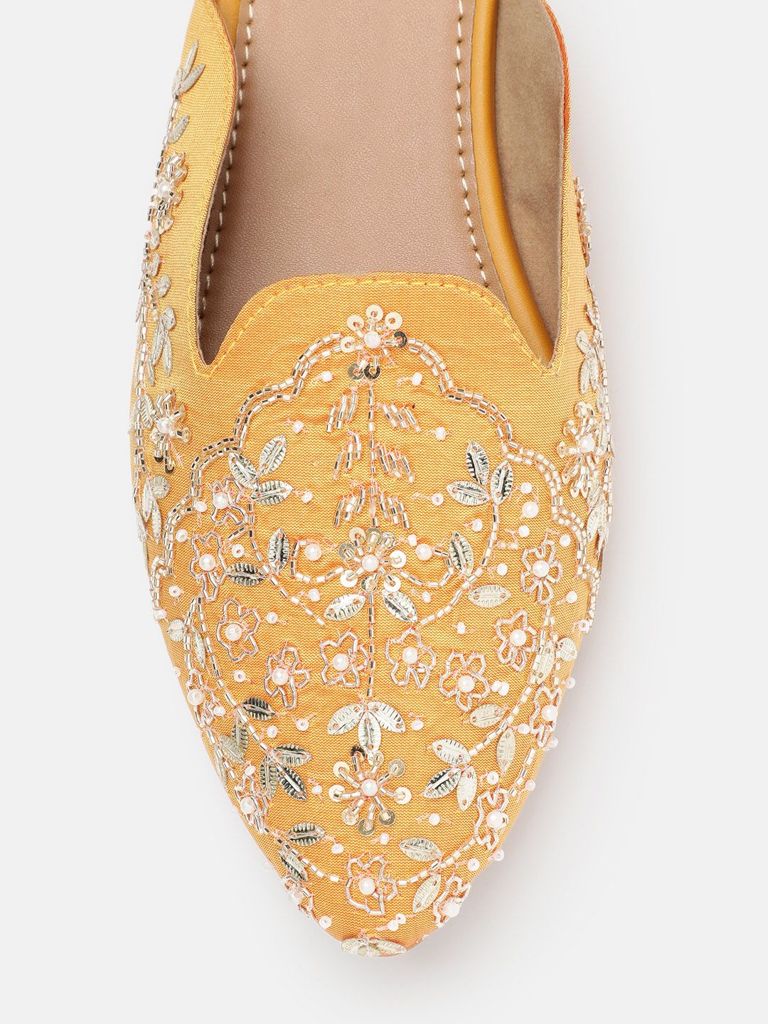 House of Pataudi Women Ethnic Embellished Mules