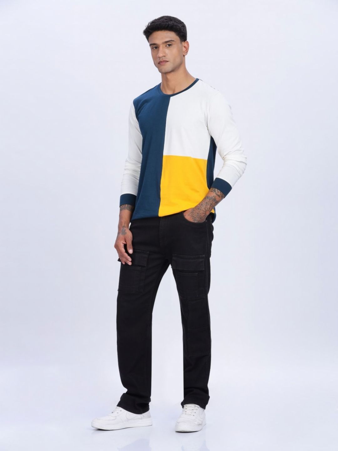 ADRO Lelaki Colourblocked Round Neck Cotton T-shirt