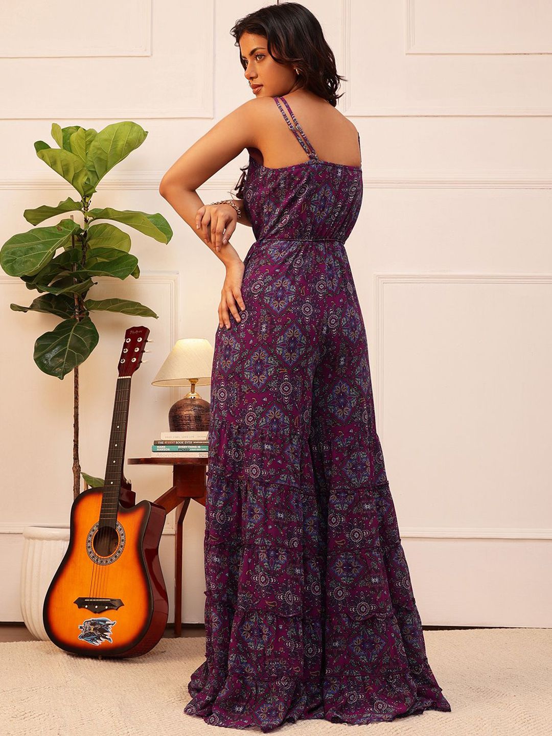 Wanita quiero mencetak jumpsuit asas