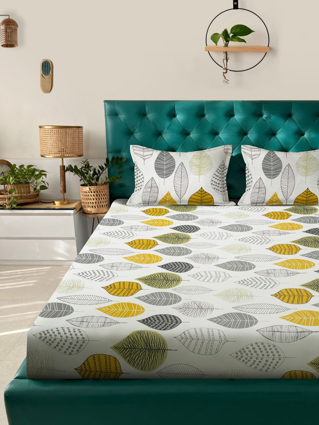 Myntra Elegant Homes Book Fold Cream Printed 300TC King Bedsheet Set 2.5m x 2.25m