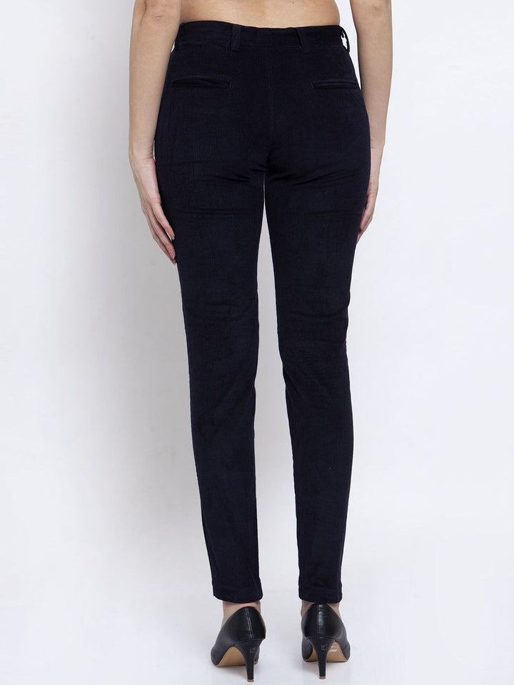 Seluar Pertengahan Timbul Slim Fit Wanita KLOTTHE