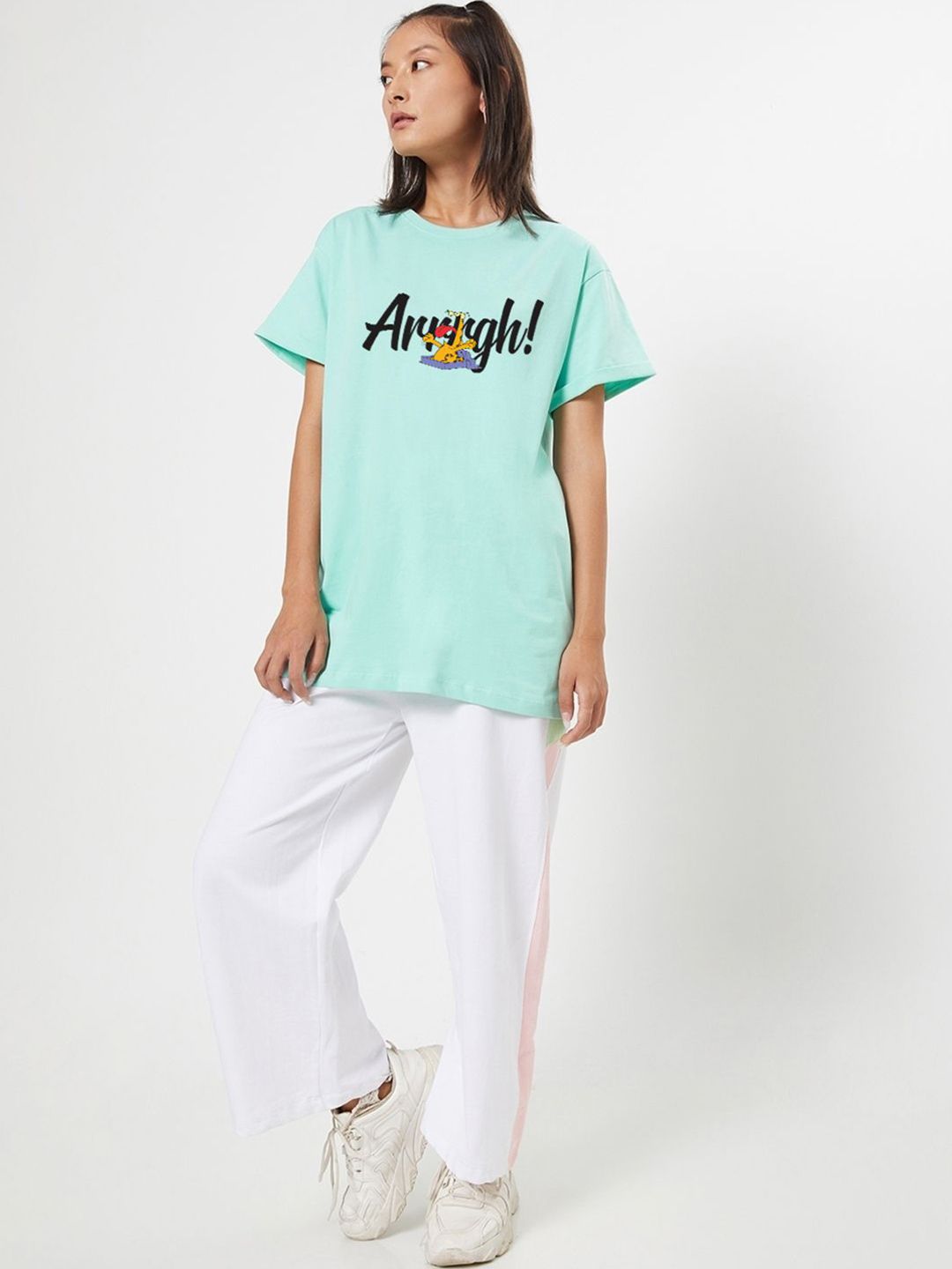 Bewakoof Women Graphic Printed Round Neck Pure Cotton Garfield T-shirt