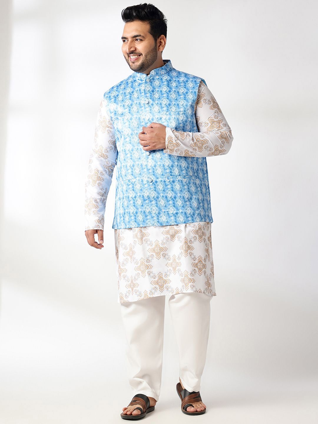 SOJANYA PLUS Men Plus Size Geometric Printed Kurta with Pyjamas