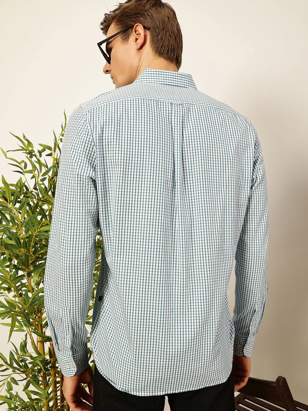 Thomas Scott Men Smart Spread Collar Micro Checked Cotton Slim Fit Casual Shirt