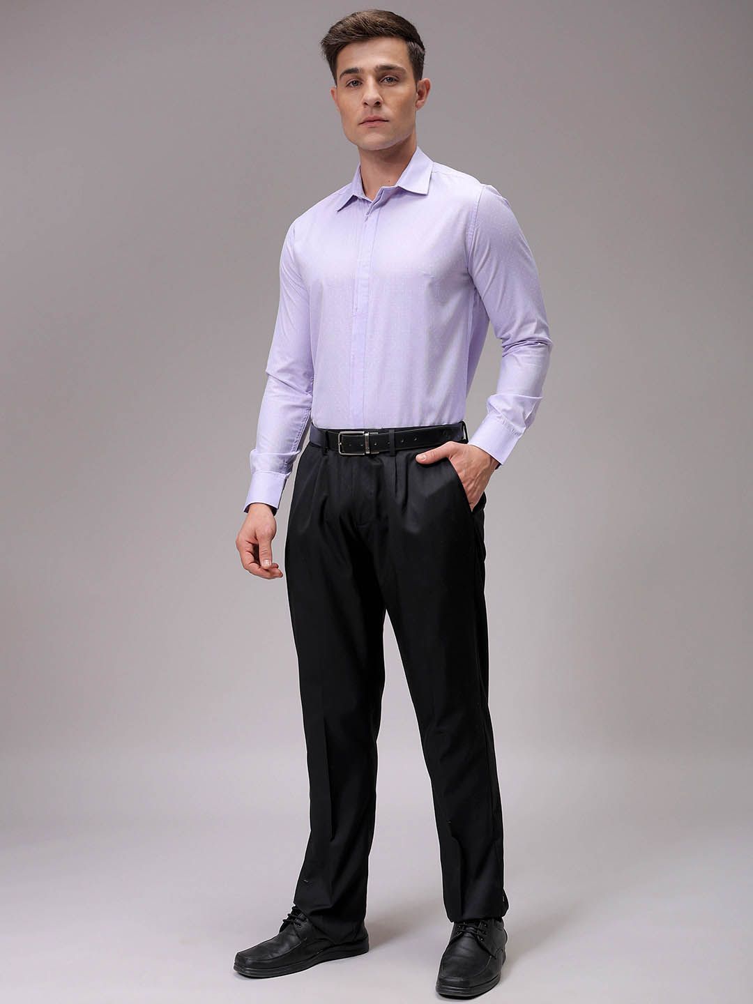 The Indian Garage Co. X Luxe Men Slim Fit Opaque Checked Formal Shirt