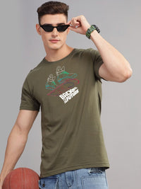 ADRO Men Typography Printed Applique T-shirt