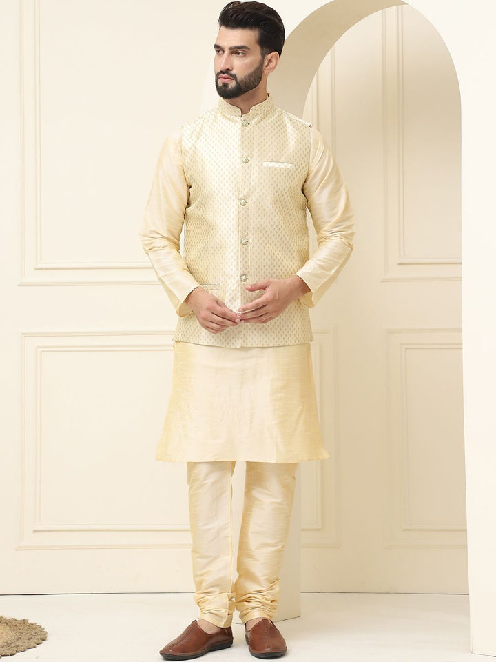 SOJANYA Kurta Kapas Sutera Kolar Mandarin Dengan Jaket Nehru Rekaan Churidar & Tenunan