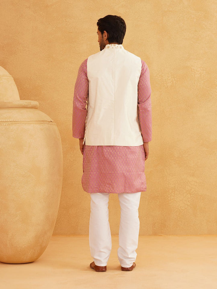 SOJANYA Motif Etnik Rekaan Tenun Kurta Kolar Mandarin Dengan Jaket Churidar Dan Nehru