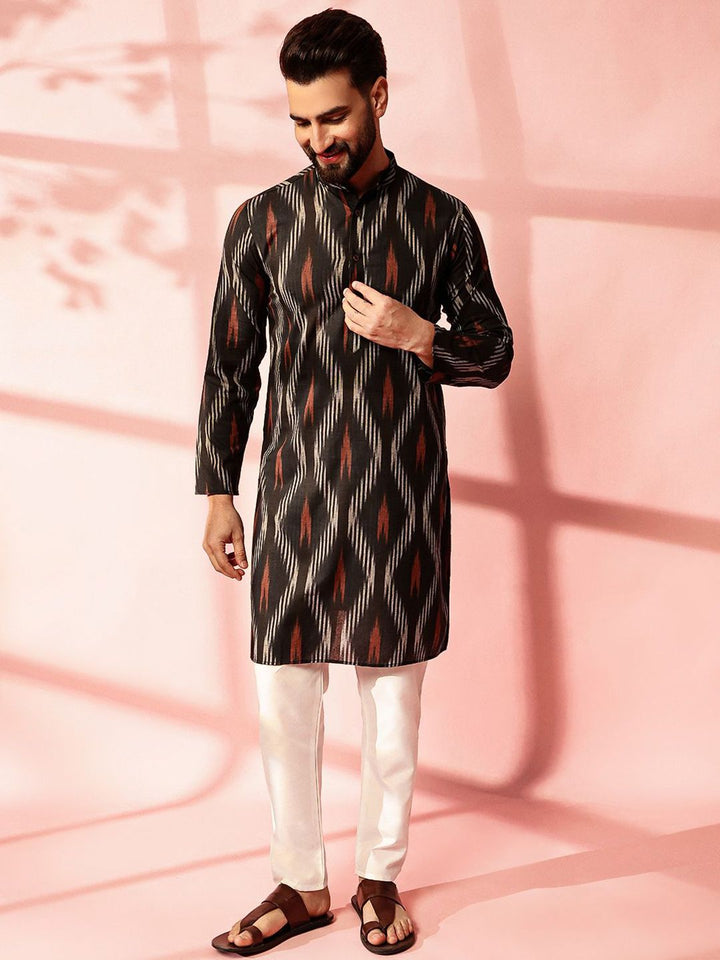 Anouk Men Printed Regular Kurta with Pyjamas