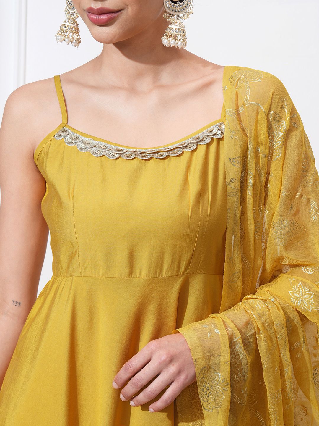Vishudh Women Regular Kurta with Trousers & With Dupatta