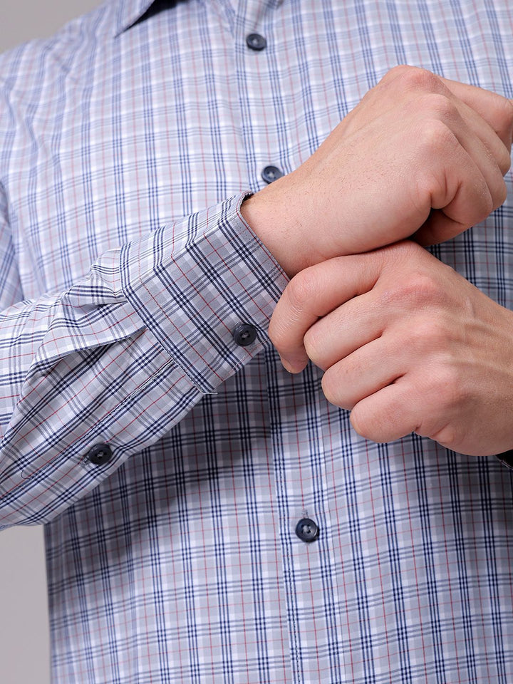 The Indian Garage Co. X Luxe Men Slim Fit Opaque Checked Formal Shirt