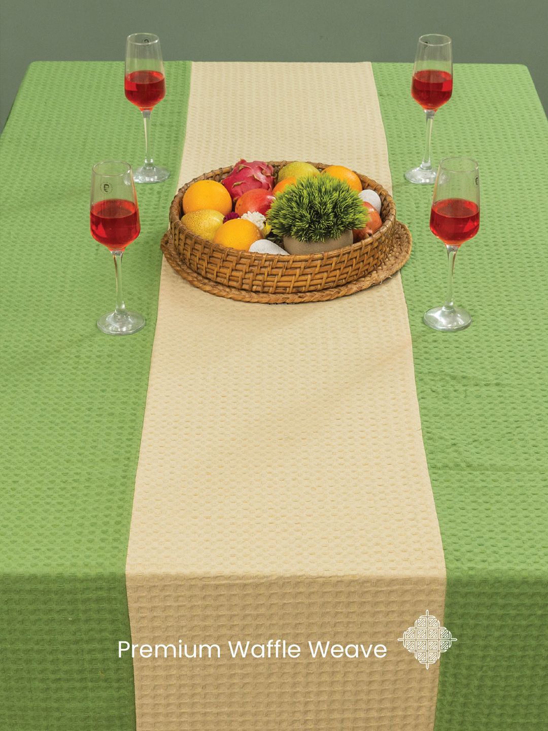 URBAN SPACE Green & Cream Anti-Slip Cotton 6-Seater Table Cover