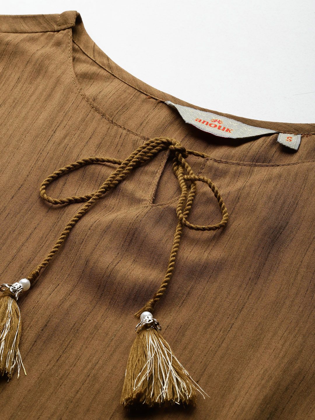Anouk Tie-Up Neck Striped Kurta