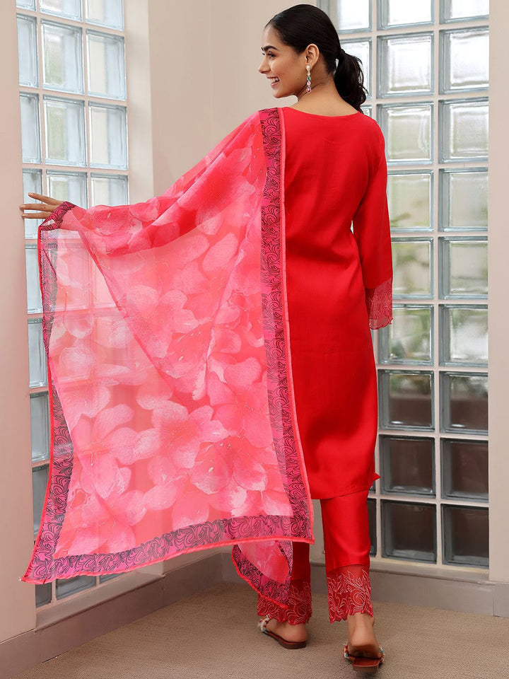 Libas Yoke Design Thread Work Straight Kurta with Trousers & Dupatta