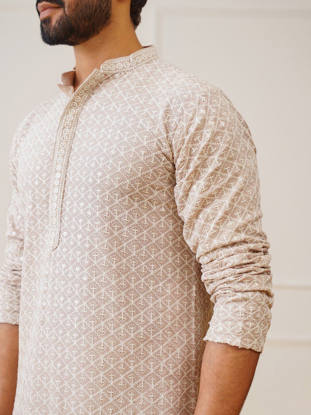 Jompers Embroidered Regular Thread Work Pure Cotton Kurta with Pyjamas