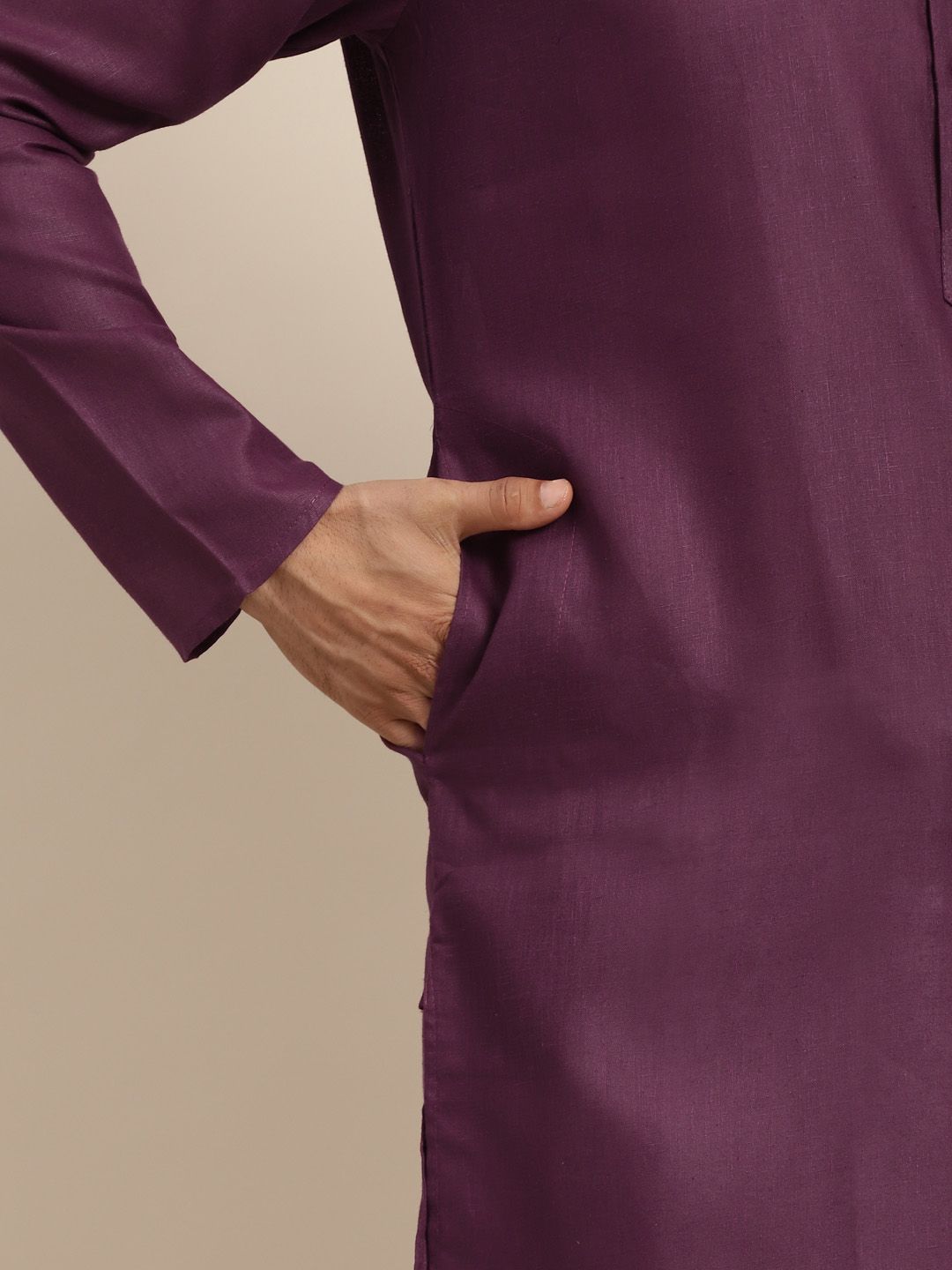 Anug by SOJANYA Men Purple Dobby Band Collar Kurta