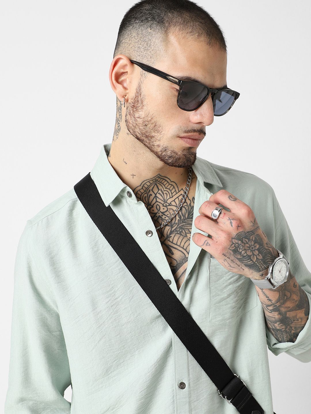 VASTRADO Men Classic Slim Fit Opaque Casual Shirt