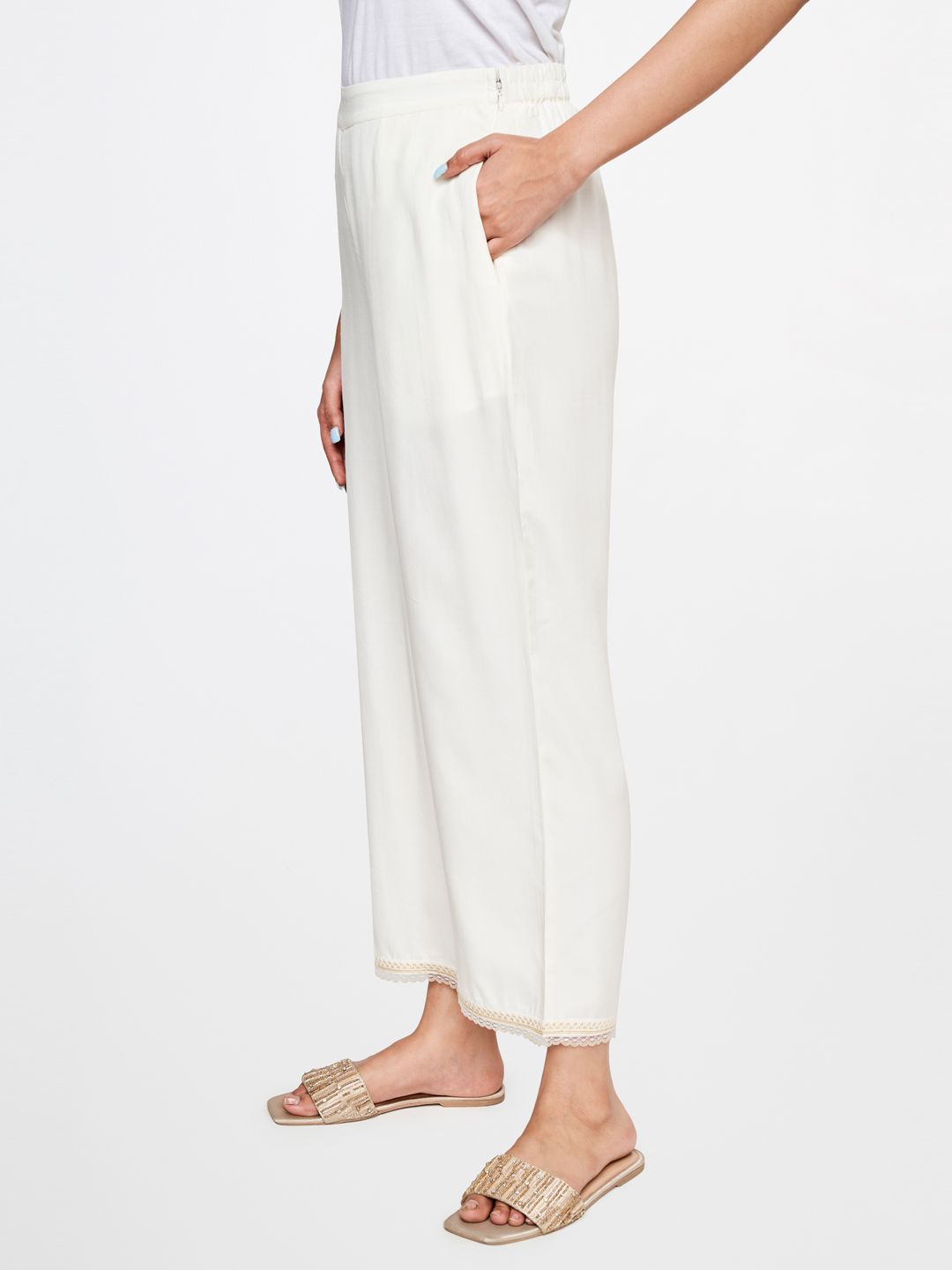 Global Desi Women Loose Fit Trousers