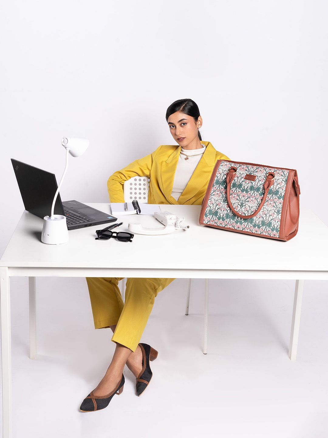 ZOUK Floral Printed Oversized Structured Jute Handheld Bag