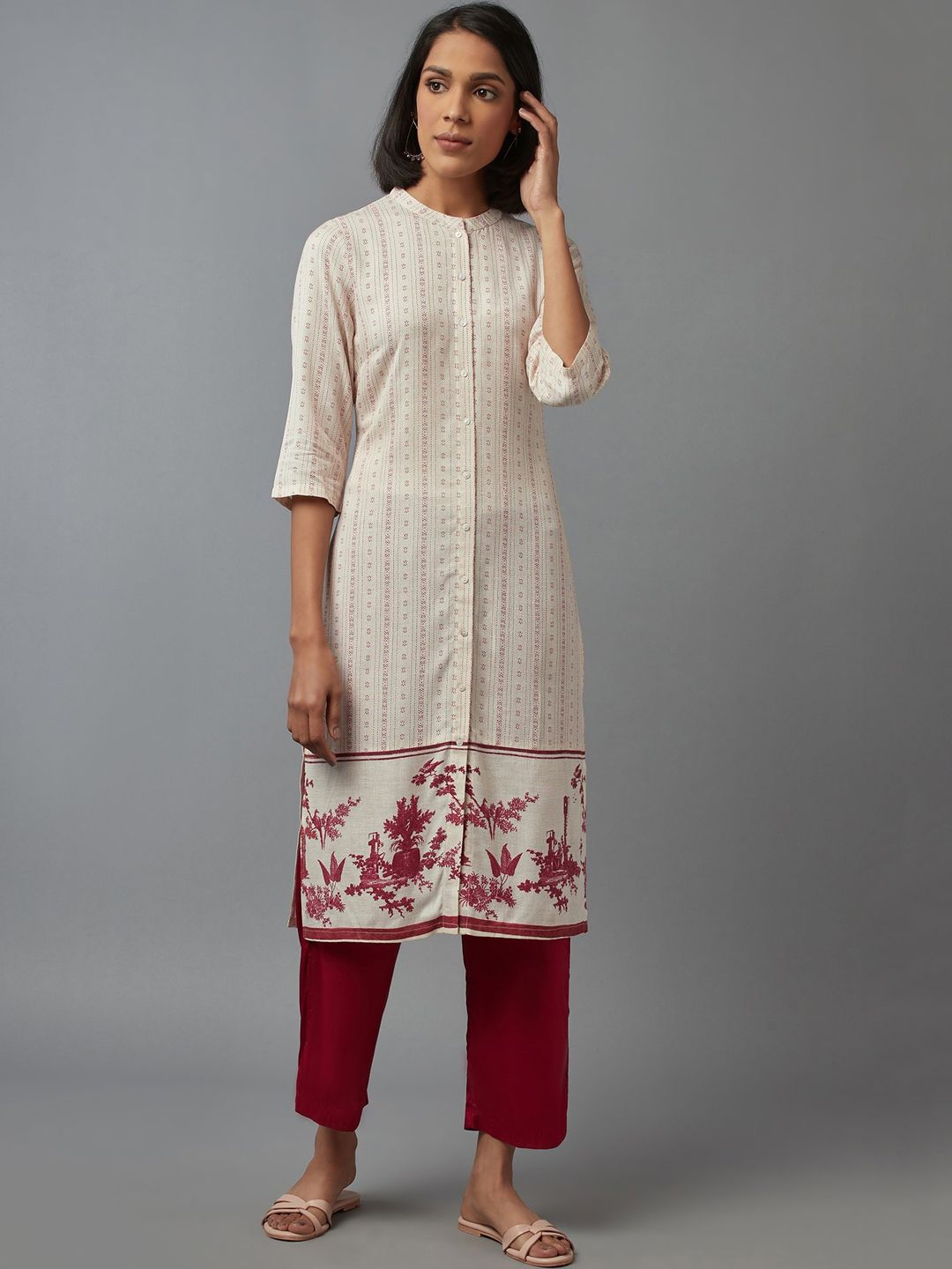 W Women White Ethnic Motifs Embroidered Flared Sleeves Kurta