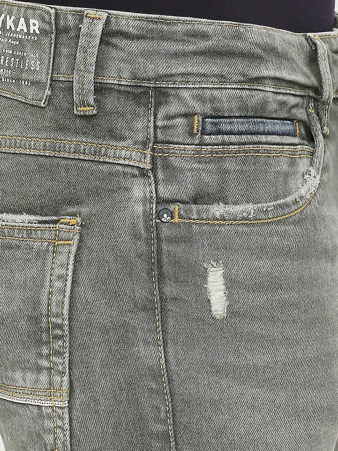 SPYKAR Men Relaxed Fit Low Distress Heavy Fade Stretchable Cotton Jeans