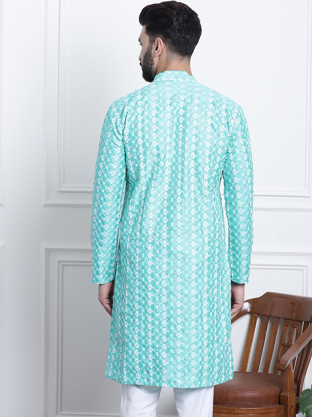 SOJANYA Men Sea Green & White Ethnic Motifs Embroidered Kurta