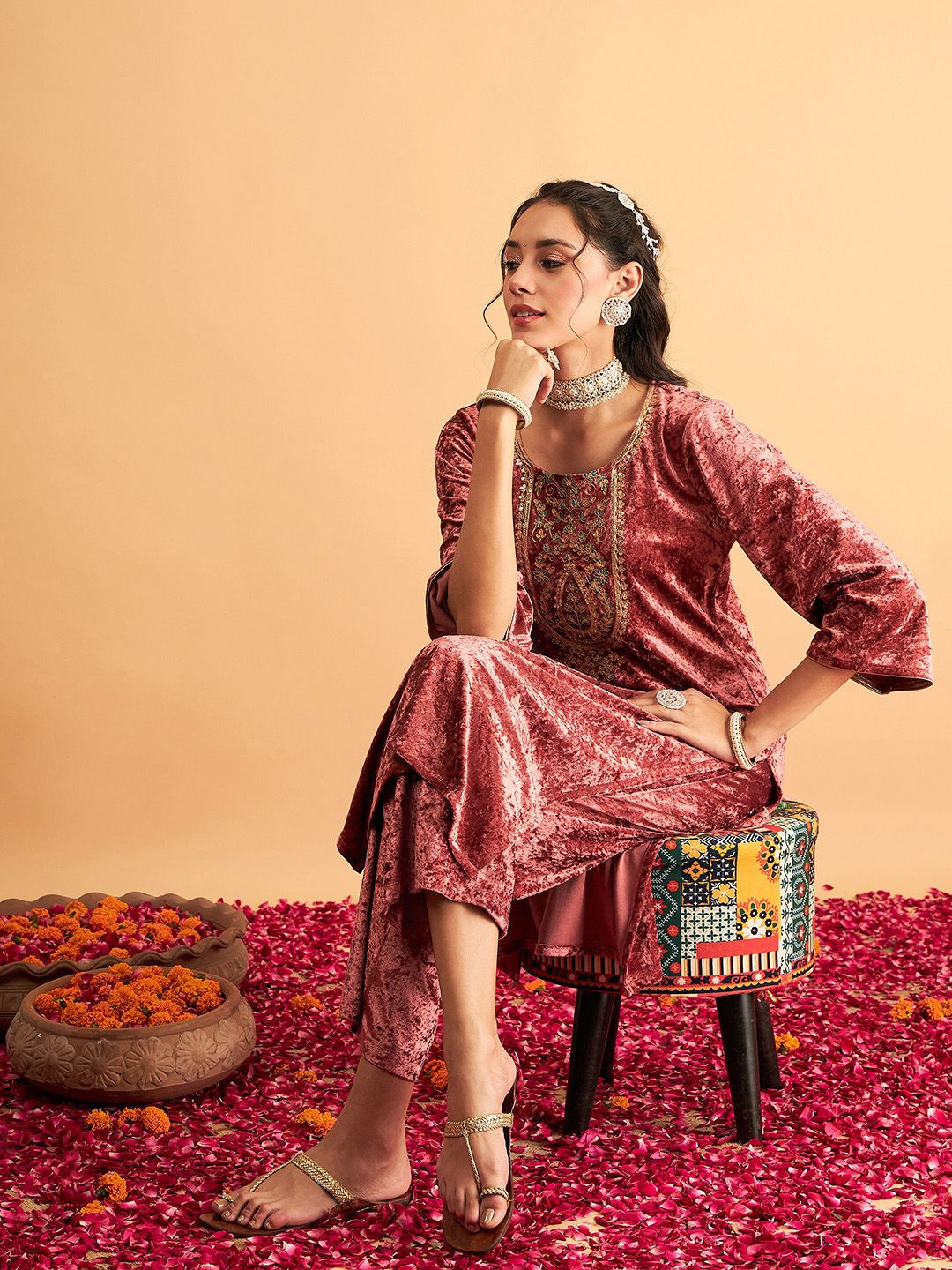 Shae by SASSAFRAS Pink Floral Yoke Design Velvet Thread Work Flared Sleeves Kurta