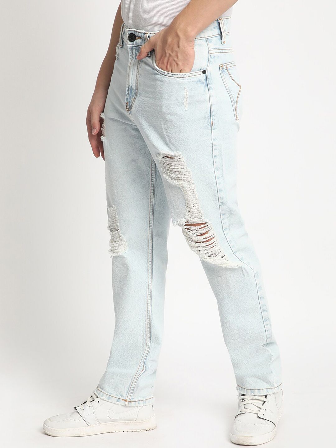 Bene Kleed Men Straight Fit Mid-Rise Highly Distressed Heavy Fade Pure Cotton Jeans