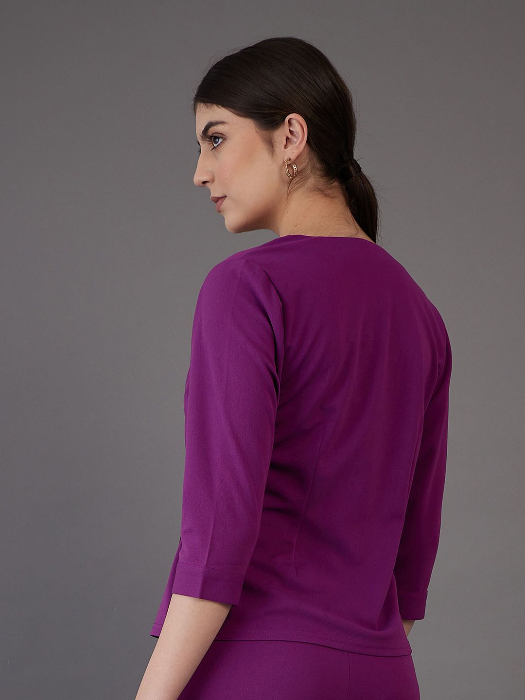 SASSAFRAS worklyf V-Neck Asymmetric Top