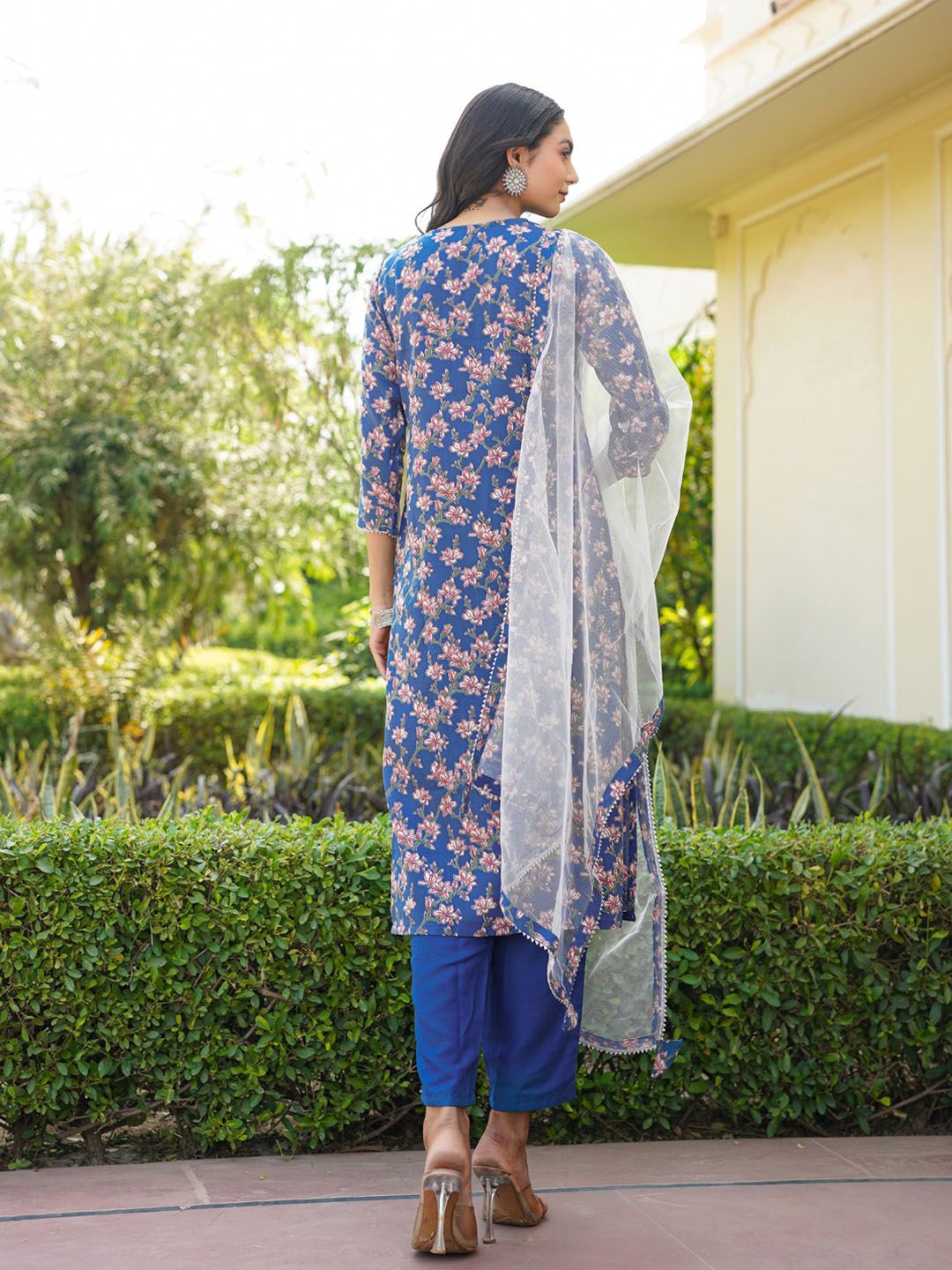 KALINI Floral Printed Gotta Patti Straight Kurta & Trousers With Dupatta
