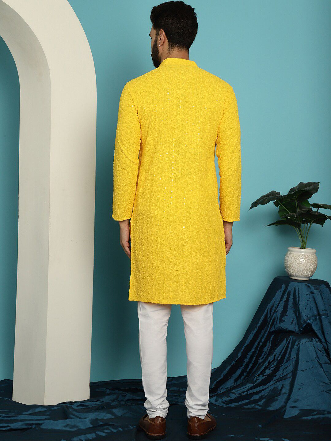 SOJANYA Embroidered Regular Sequinned Pure Cotton Kurta With Churidar