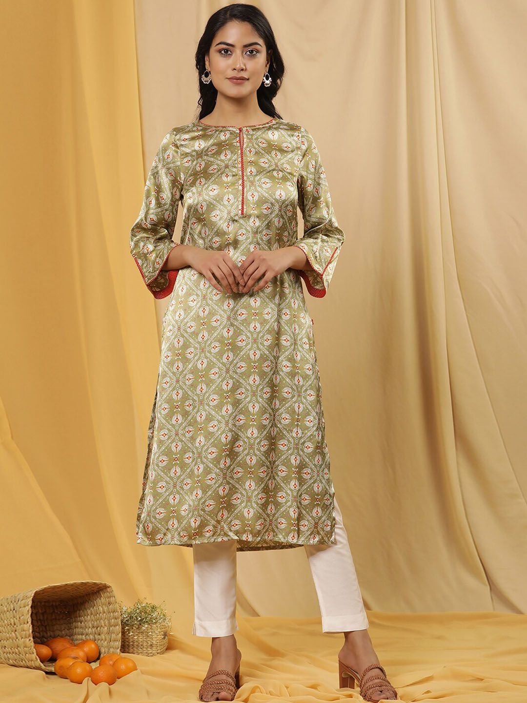 W Ethnic Motifs Printed Regular Kurta with Trouser