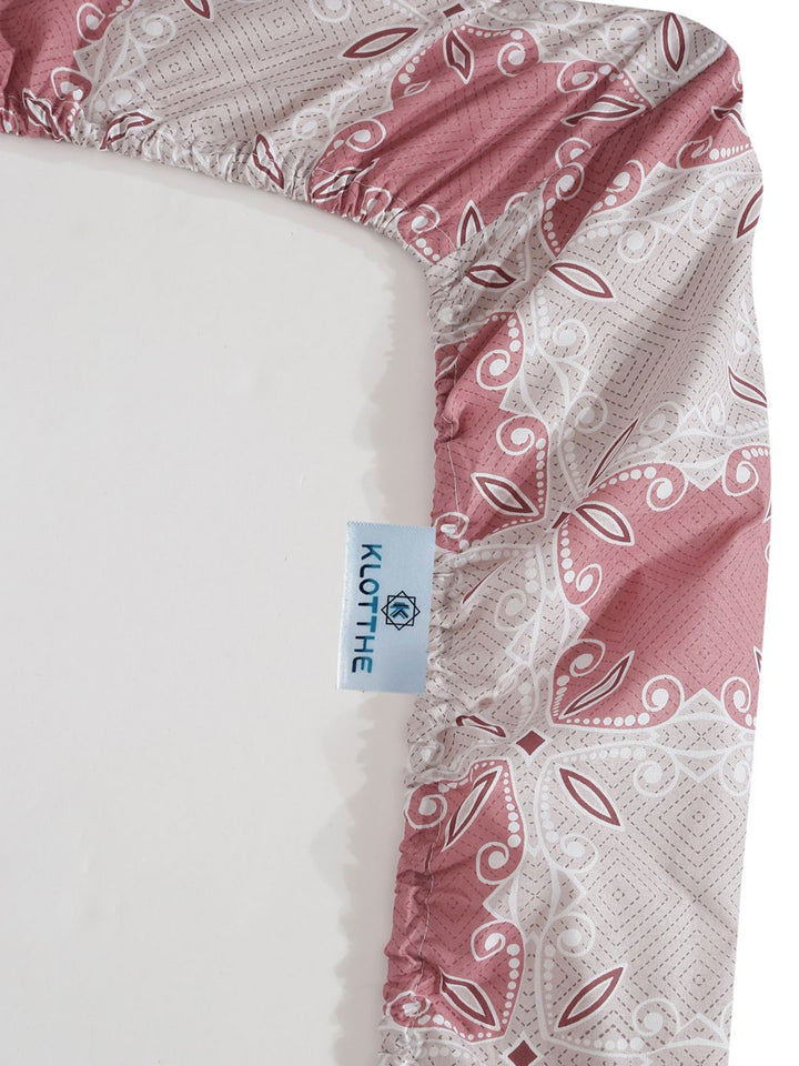 KLOTTHE Pink Geometric Printed 400 TC Pure Cotton Fitted King Bedsheet & 2 Pillow Covers