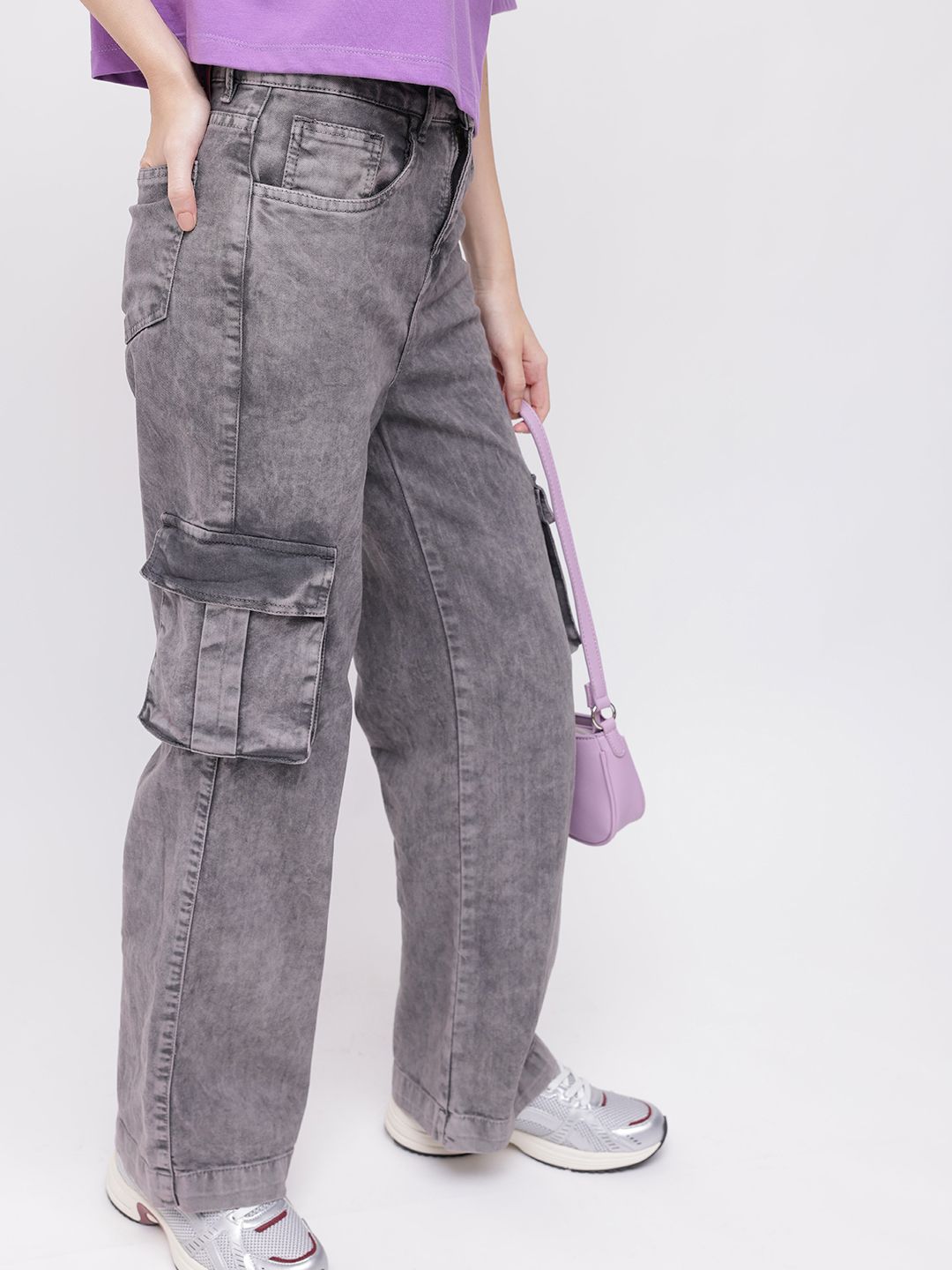 DressBerry Women Breezy & Baggy Cargos