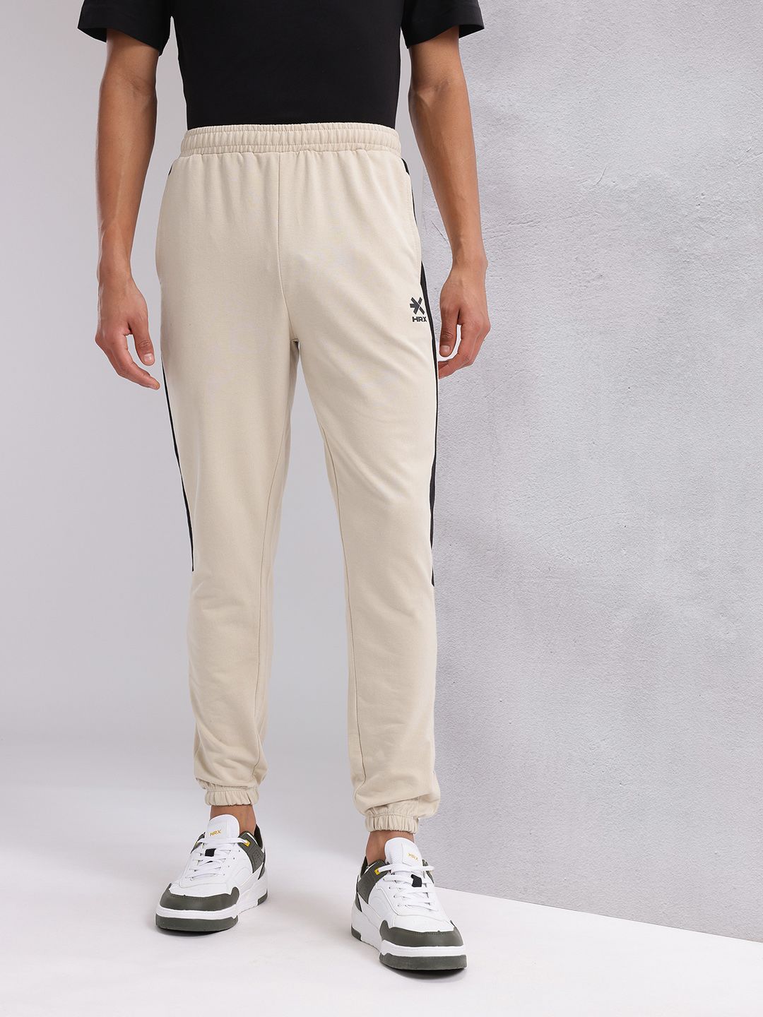 HRX by Hrithik Roshan Men Contrast Panel Lifestyle Joggers