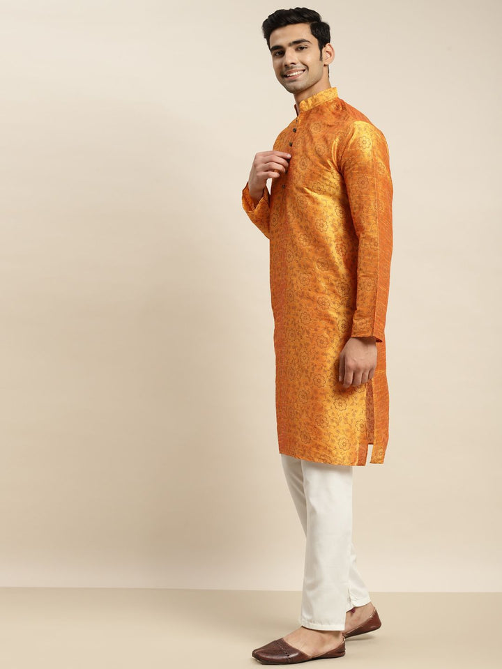 SOJANYA Men Orange Ethnic Motifs Printed Kurta & Churidar Comes with a Nehru Jacket