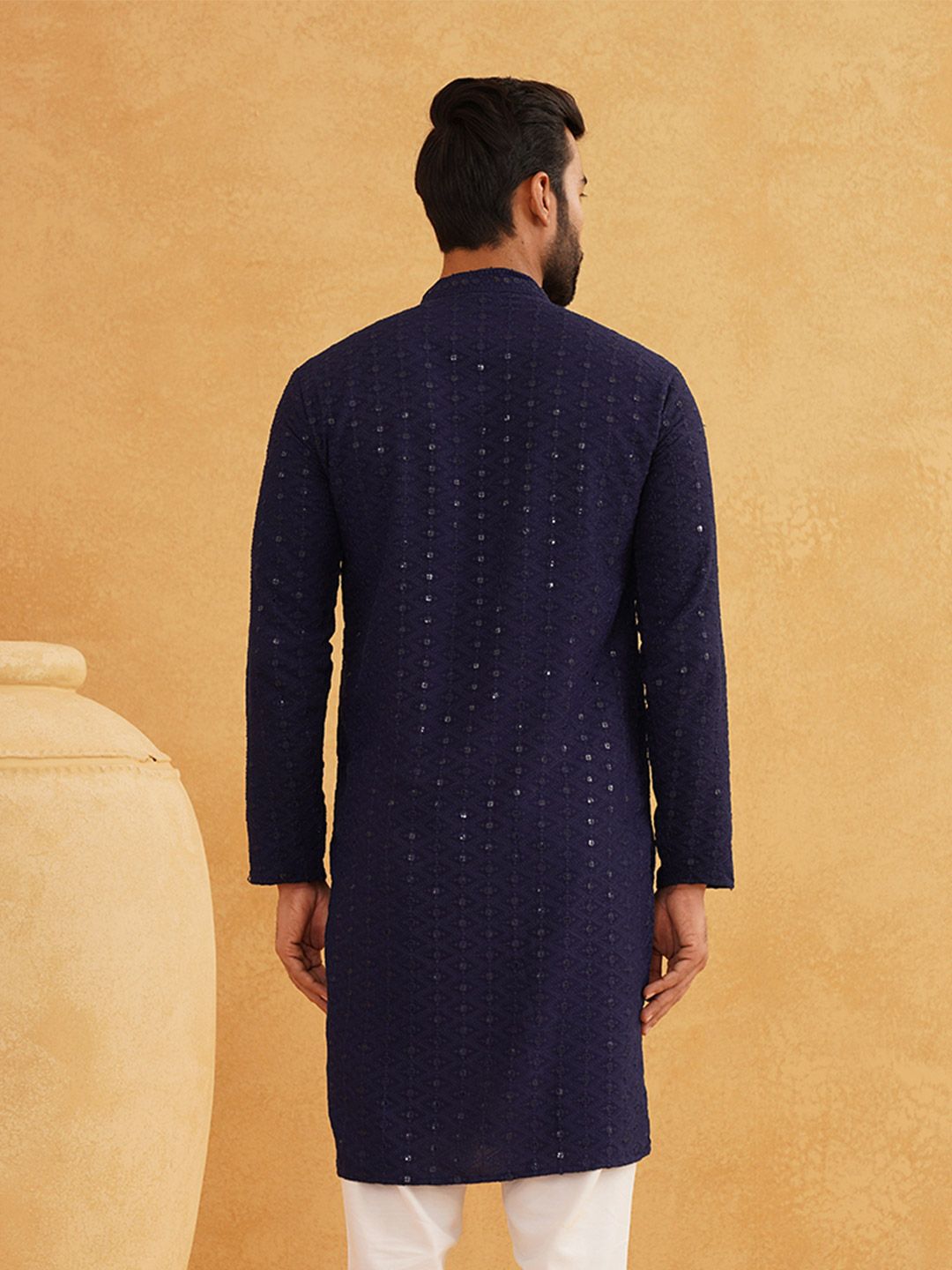 SOJANYA Kurta Lurus Bersulam Geometrik Kapas Tulen Berlabuci
