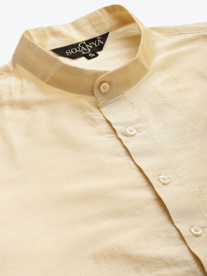 SOJANYA Men Cream-Coloured & Navy Blue Solid Kurta with Churidar & Jacket