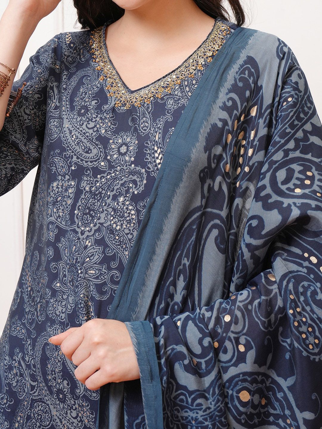 Vishudh Paisley Printed Regular Kurta with Trousers & With Dupatta