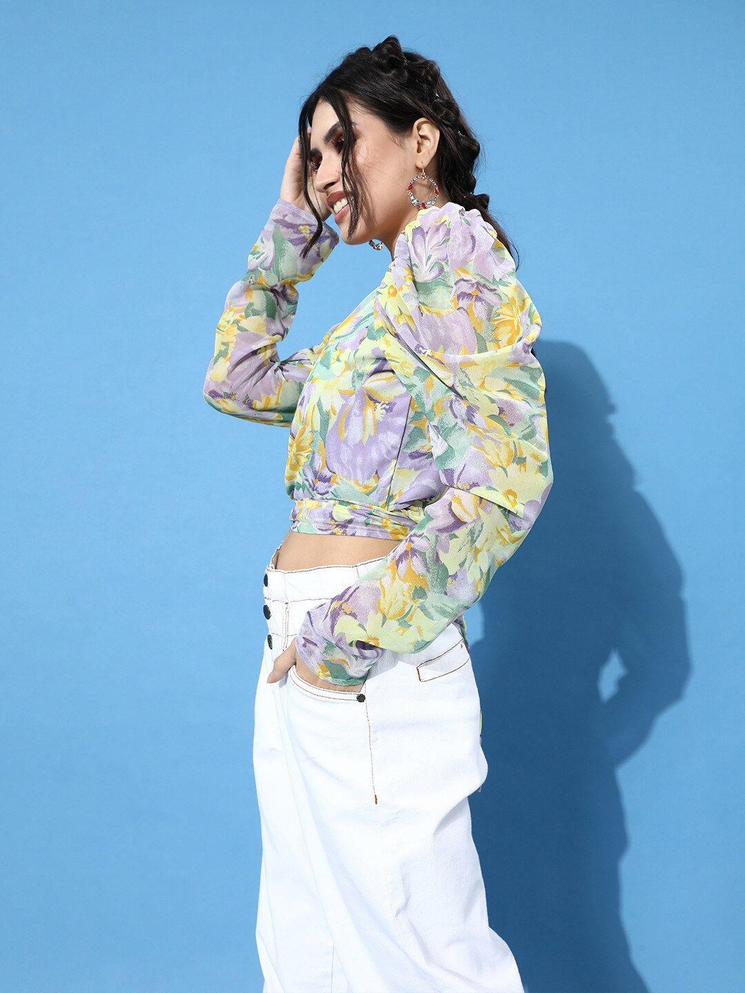 Berrylush Women Charming Purple Floral Cropped Top