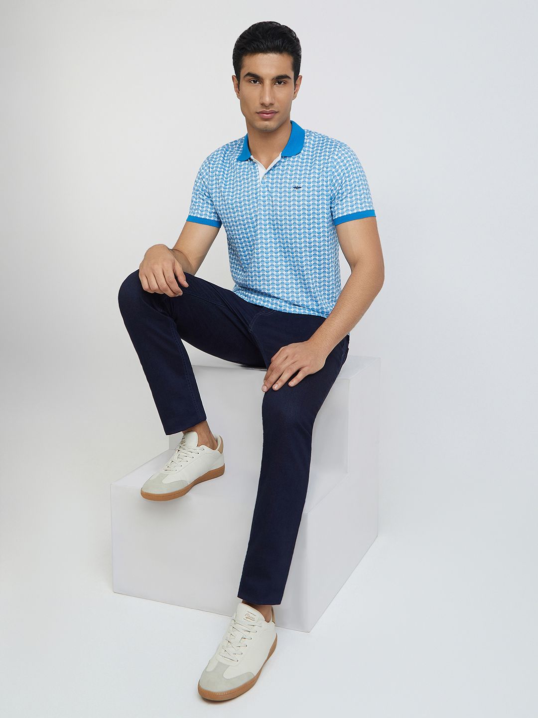 Park Avenue Men Geometric Print Polo Collar Slim Fit T-shirt