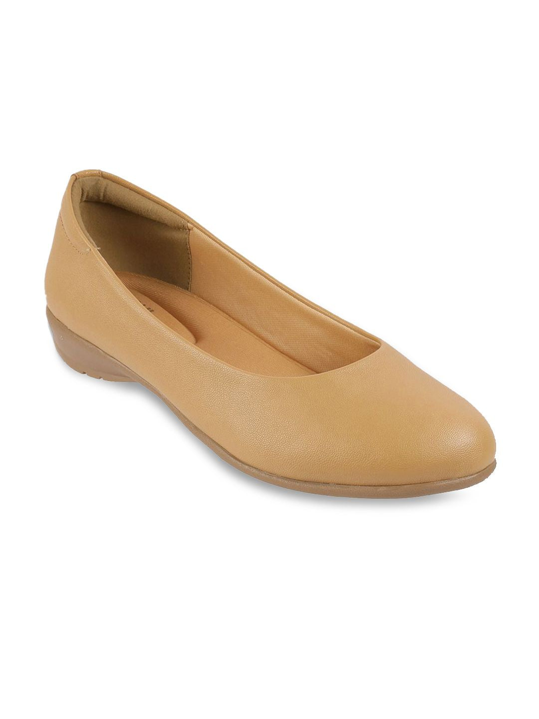 Mochi Women Round Toe Ballerinas
