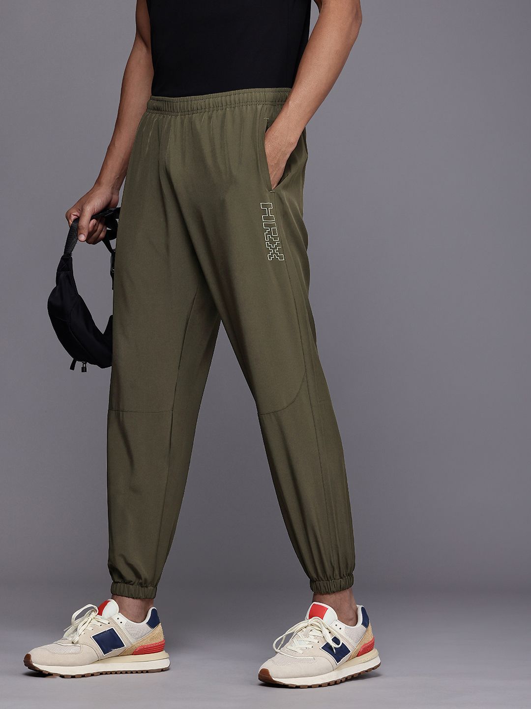 HRX by Hrithik Roshan Men Regular Fit Joggers